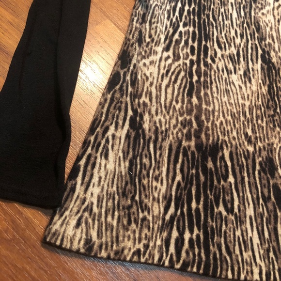 Neiman Marcus The Cashmere Collection Long Sleeve Tee. Size XS. 100% cashmere - Picture 2 of 6